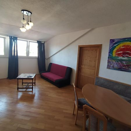 Dejan Apartment-Top Centar Pula Bilik gambar