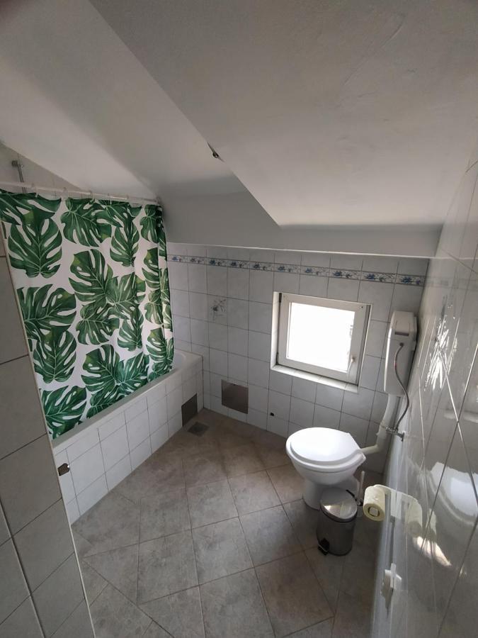 Dejan Apartment-Top Centar Pula Bilik gambar