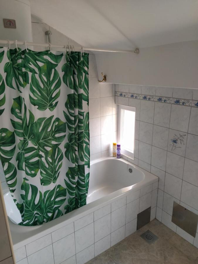 Dejan Apartment-Top Centar Pula Bilik gambar