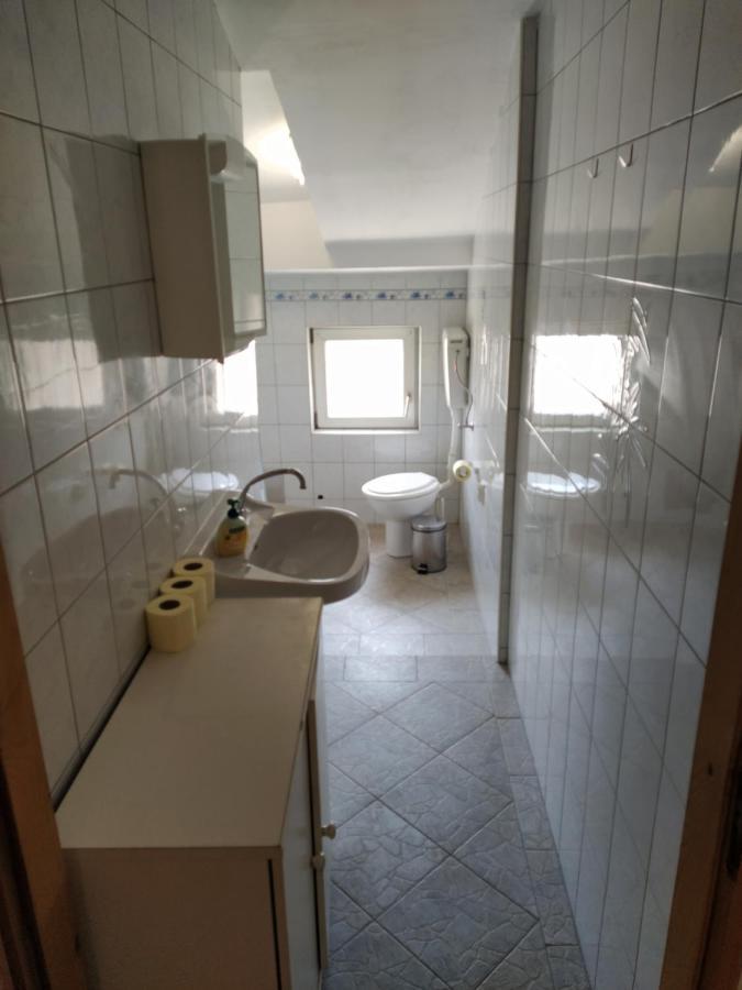 Dejan Apartment-Top Centar Pula Bilik gambar
