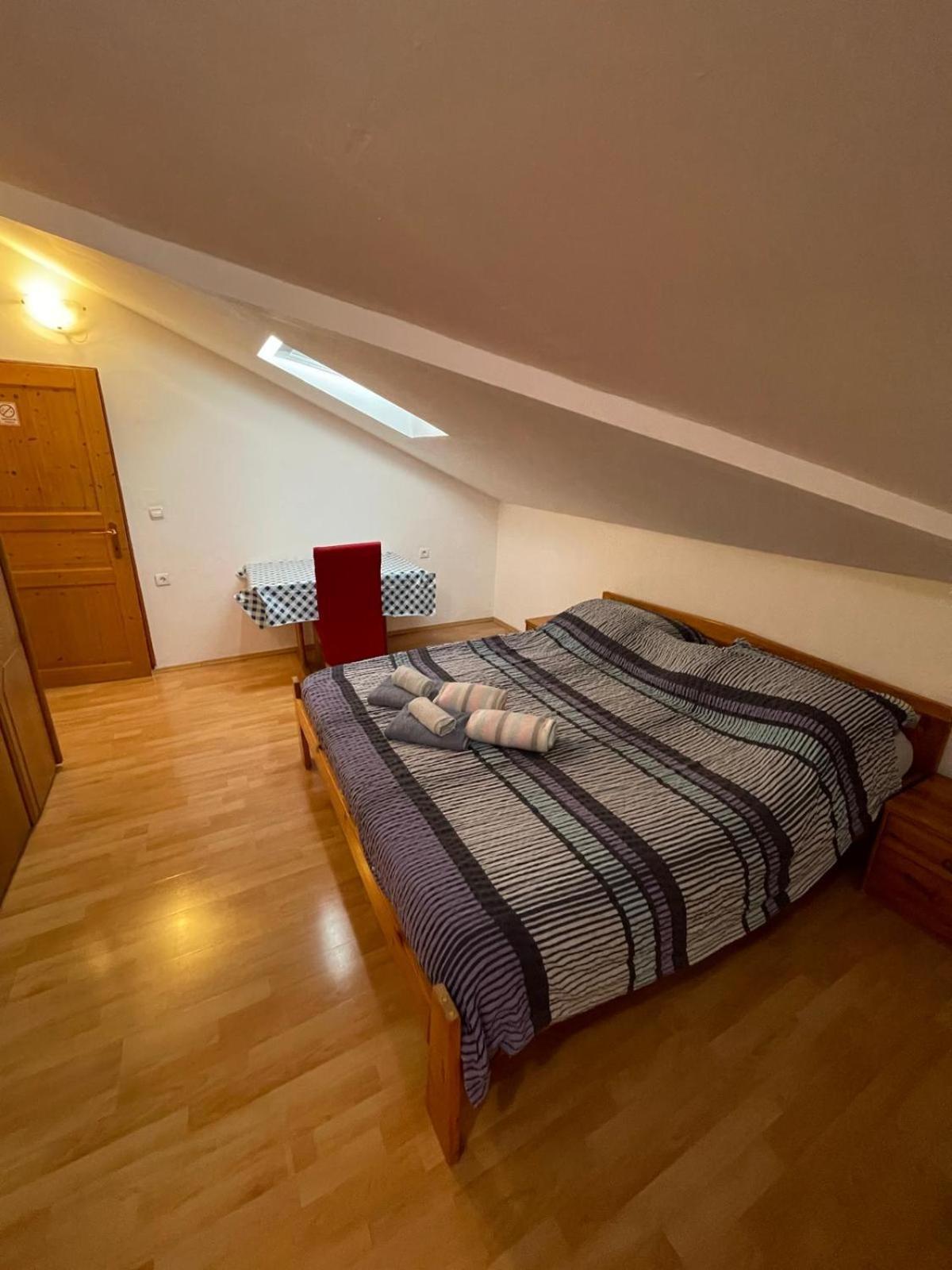 Dejan Apartment-Top Centar Pula Luaran gambar