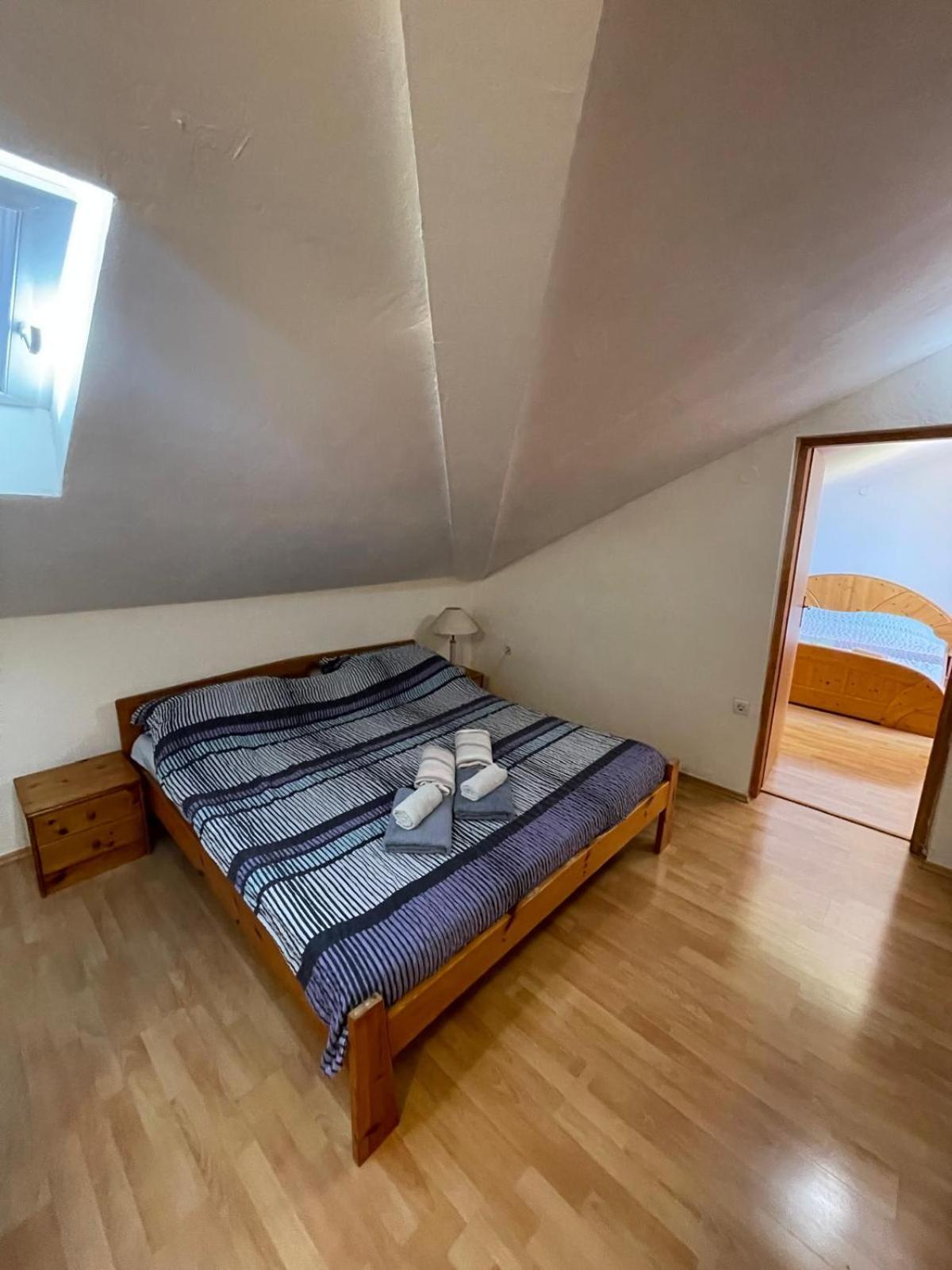 Dejan Apartment-Top Centar Pula Luaran gambar