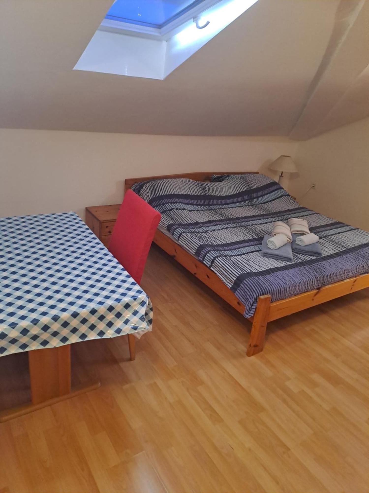Dejan Apartment-Top Centar Pula Bilik gambar